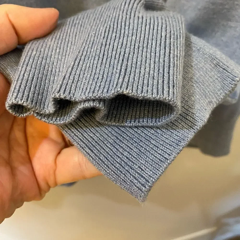 Banana Republic 72% Silk 15% Cashmere V Neck Sweater Men Size L